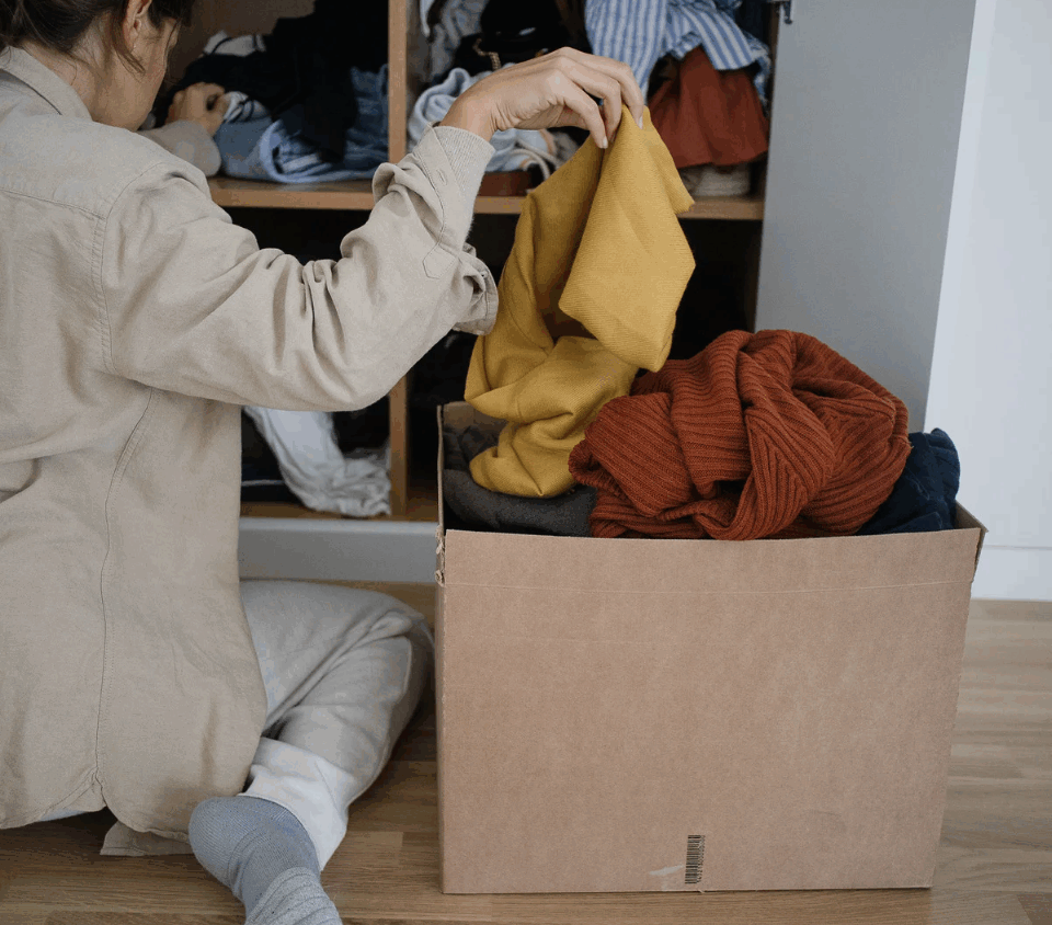 Decluttering che funziona: 7 strategie per alleggerire i tuoi spazi